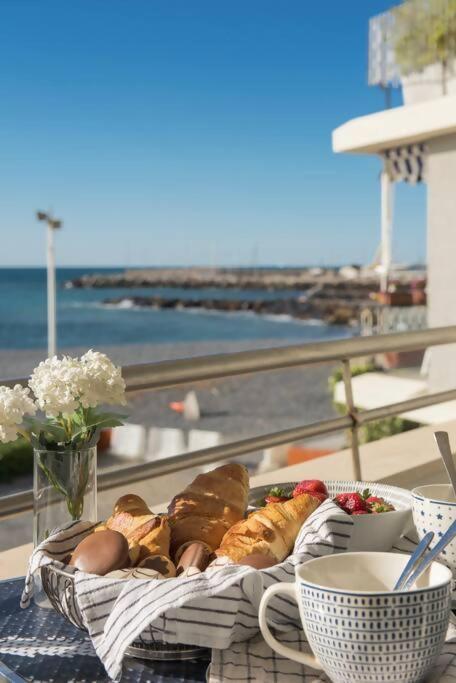 Fronte Mare Spiaggia Marine 59 Diano Marina Exterior foto